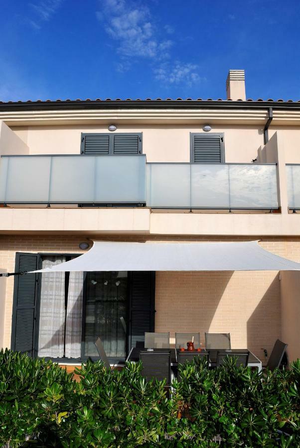 Chalet Adosado De Lujo Para 6 Personas En Golf Panoramica - Internet Fibra Gratis San Jorge  Dış mekan fotoğraf